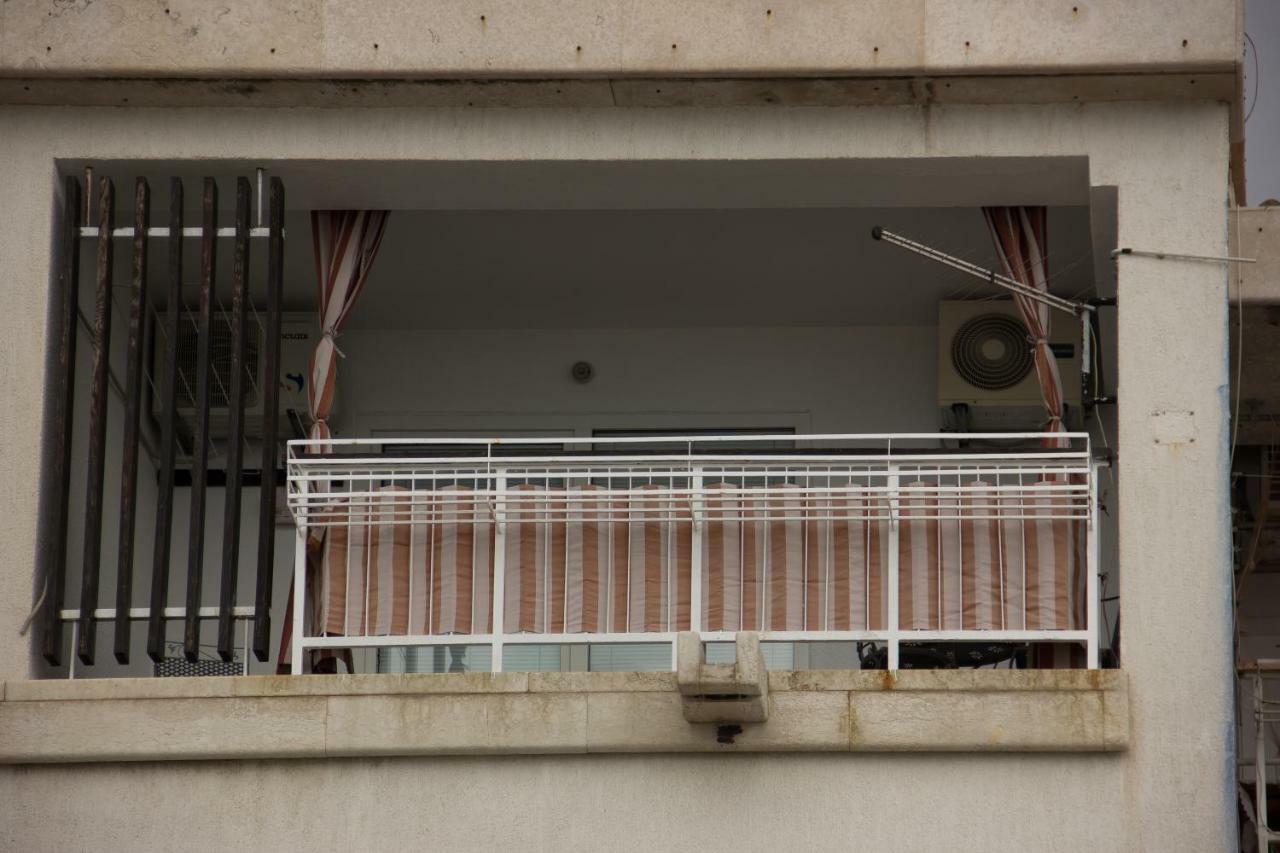 Studio Apartman Dida Bozo سينج المظهر الخارجي الصورة